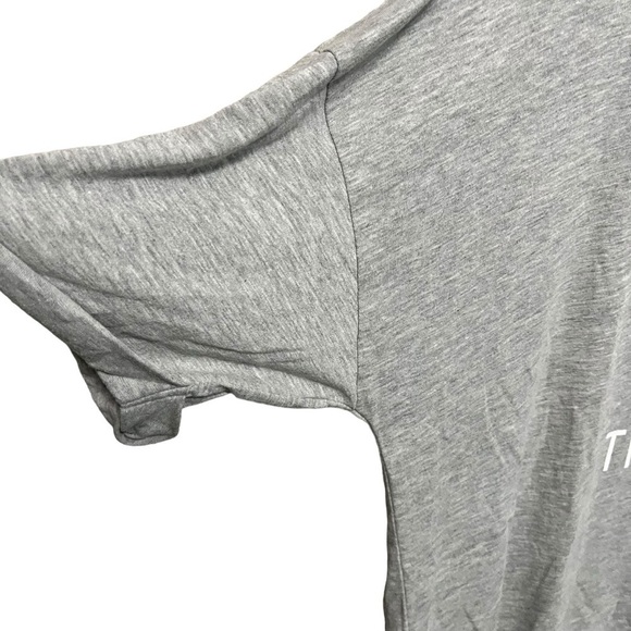 Sweaty Betty Gray Graphic Tee - Picture 4 of 9